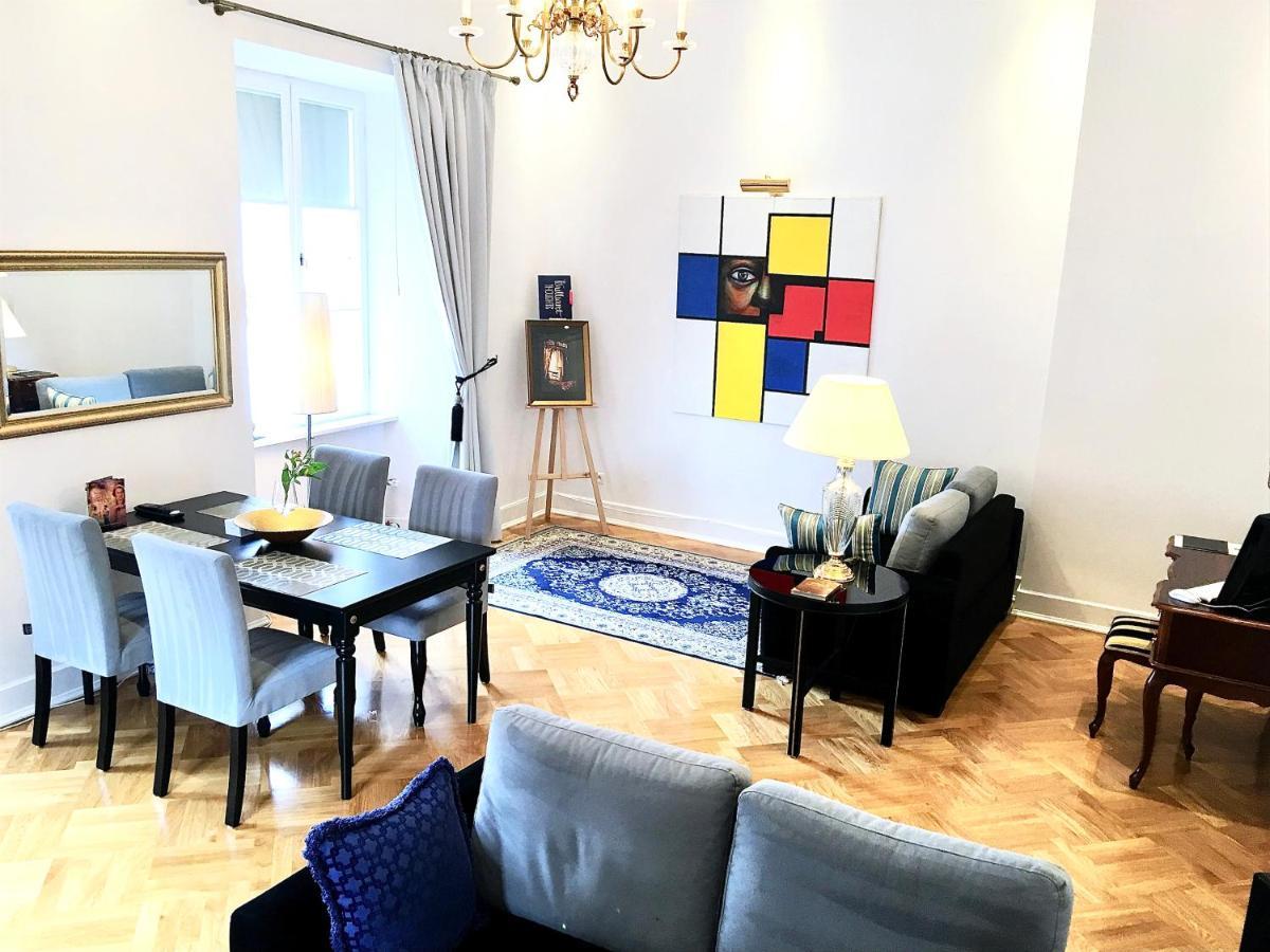 Luxury Suites & Apartments Mondrian Market Square II ワルシャワ エクステリア 写真