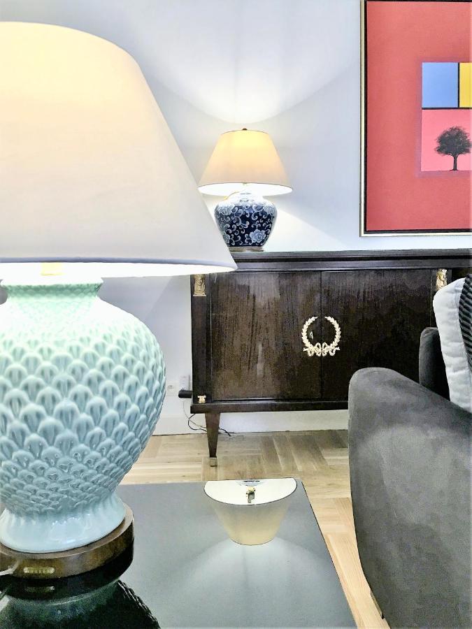Luxury Suites & Apartments Mondrian Market Square II ワルシャワ エクステリア 写真